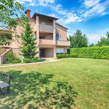 Apartament Fuer 5 Personen Ca 70 Qm In Fazana-surida, Istrien Istrische Riviera